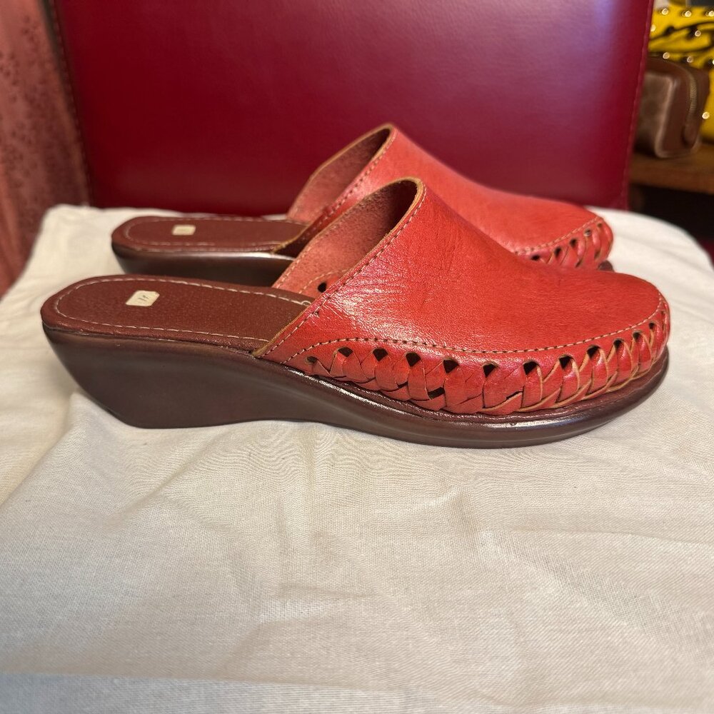 Coral Mule Shoes Size 6
